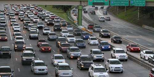 Manifestación frente al DE complica el tránsito en la calle Calaf