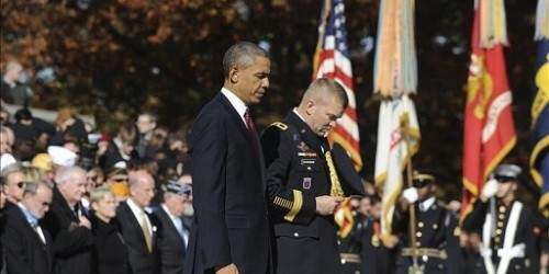 Obama recuerda el ‘sacrificio’ de los soldados caídos