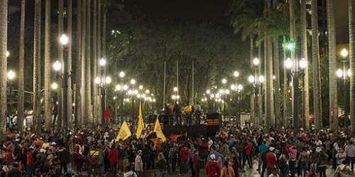 Deuda de $1,000 millones y retiro temprano masivo electrocutan el sistema d