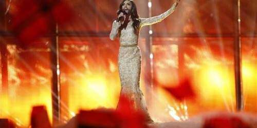 Conchita Wurst, un mensaje de tolerancia detrás de una barba (vídeo)