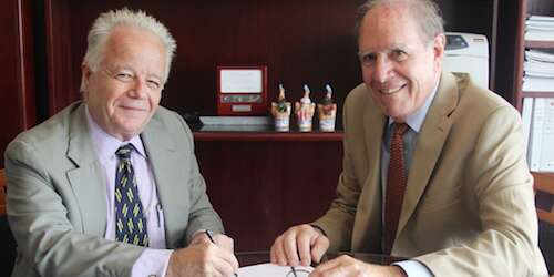 Ángel Collado Schwarz  presidirá la Universidad Carlos Albizu