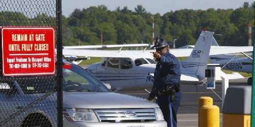 Al menos siete muertos al estrellarse avioneta en Massachusetts