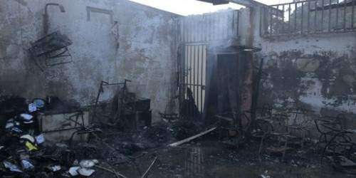 Incendio destruye salón de kinder de escuela en Corozal