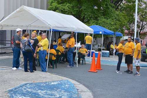 Ausentismo, tensiones, y tapones en primer día de paro sindical (galería)