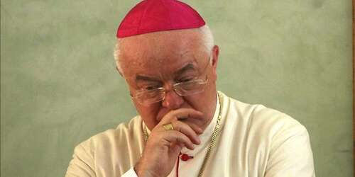 Dominicana busca extraditar a exnuncio acusado de pederastia