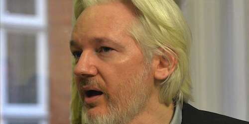 Assange está en manos de Reino Unido, afirma Rafael Correa