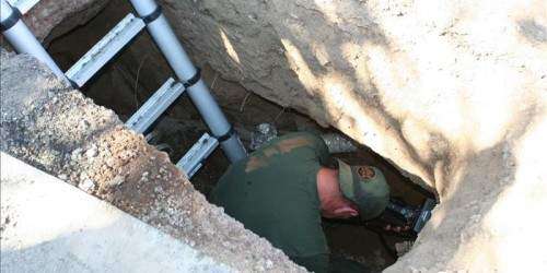 Descubren narcotúnel que conecta EE.UU. y México