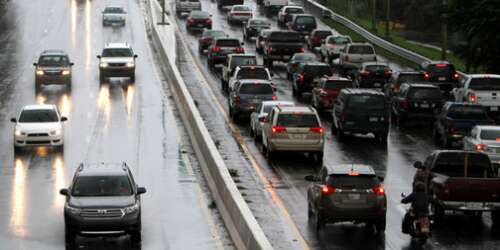 Afectado el sur mientras advierten inundaciones para el norte y este