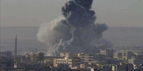 EE.UU. lanza ataques aéreos en Siria e Irak contra EI