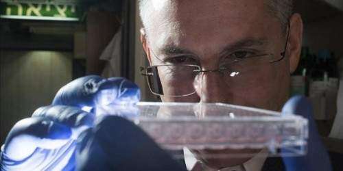 Vaticinan vacuna global contra el ébola en ‘un lustro’