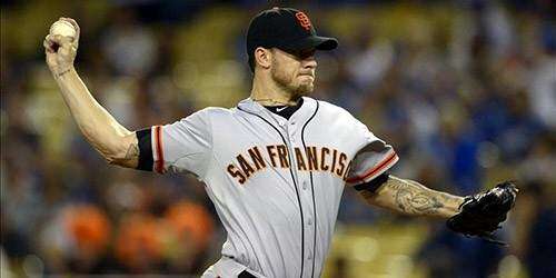 MLB: La experiencia de Peavy contra el poderío de Ventura