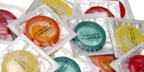 Salud realizará pruebas de VIH y repartirá condones en universidades