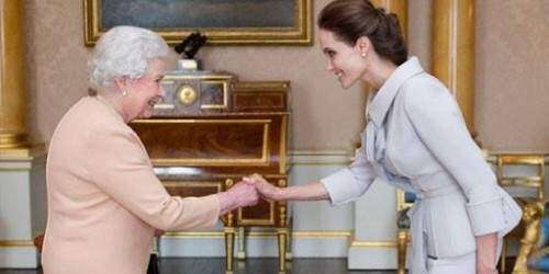 Angelina Jolie recibe distinción honoraria del Orden del Imperio británico