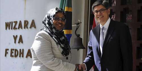 EE.UU. inicia año fiscal con déficit de $122,000 millones