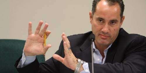 Minoría PNP presenta alternativa a la ‘crudita’