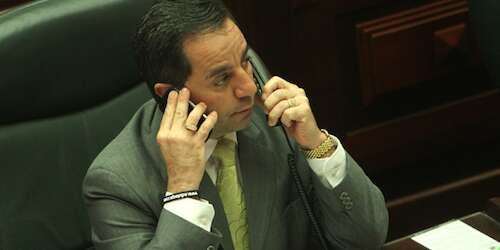 Desestiman orden de protección contra Alcalde de Santa Isabel