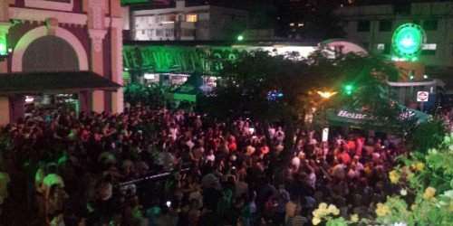 Colmada despedida en la Placita de Charlie Aponte de El Gran Combo