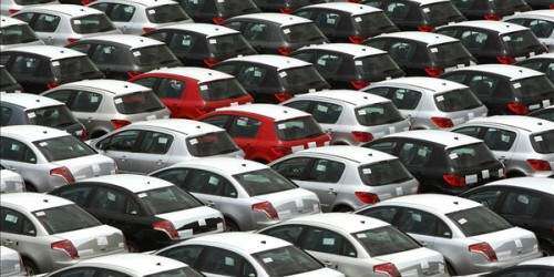 Las ventas de autos se reducen 17.2% en noviembre