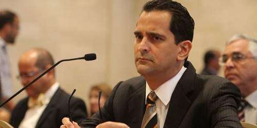 Senado evalúa nombramiento de exjefe de Justicia al Apelativo