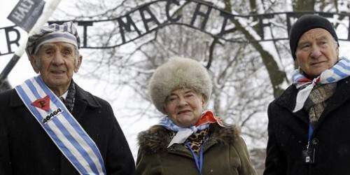 Ofrenda abre aniversario de la liberación de Auschwitz