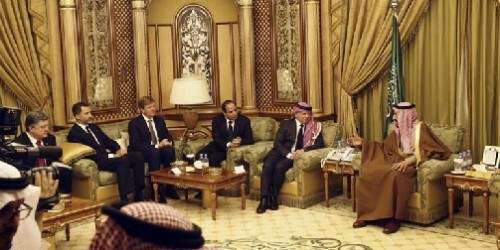 Líderes internacionales rinden tributo al rey saudí muerto y al puesto