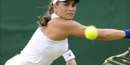 Puig cae ante Safarova en su debut en Dubai