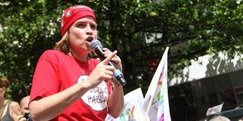 Yulín va a la calle contra el IVA, pero no con Rosselló