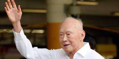 Singapur se viste de luto para despedir a su fundador