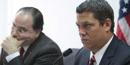 Legisladores del PPD le dicen a Báez que no se vista, que no va