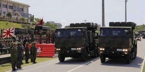 Intentan bloquear construcción de nueva base militar de EEUU en Okinawa