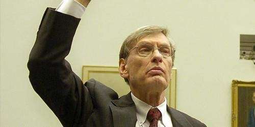 Manfred interesado en llevar a las Grandes Ligas a Cuba