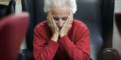 Técnica experimental mejora la memoria en algunos ratones con Alzheimer