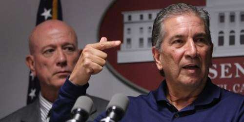 Rosselló compara la colonia con los campos de concentración nazi