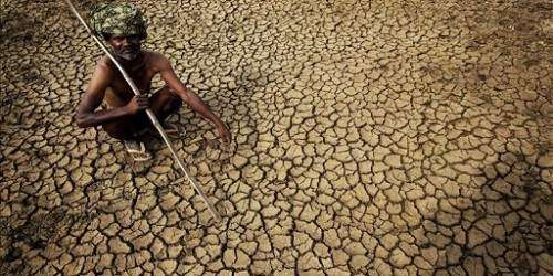 Superan el millar los muertos en India por ola de calor