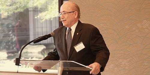 Gobierno de Japón condecora a ciudadano puertorriqueño