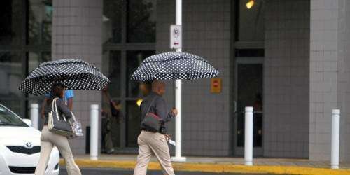 Aguaceros dispersos para el Día de los Padres