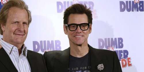 Jim Carrey tilda de fascista al gobernador de California
