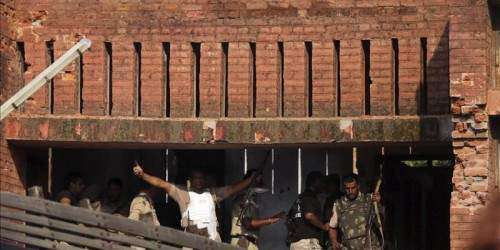 Ponen fin a supuesto ataque terrorista que deja 10 muertos