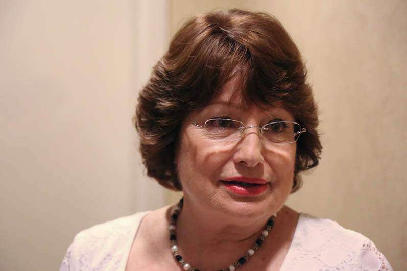 Mayra Elías insta a graduados a sacudir los miedos (galería)