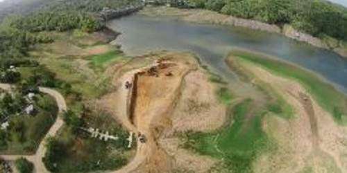 Detienen trabajos en La Plata