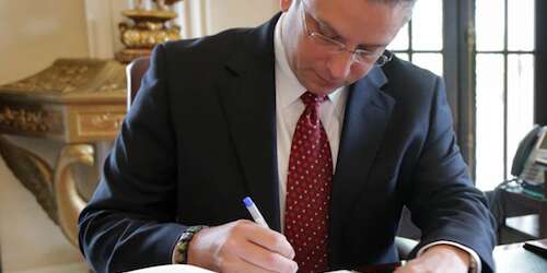 Veto de AGP al financimiento de Mi Salud mediante bonos