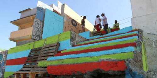 El capital para echar pa’lante está aquí, pero se invierte afuera