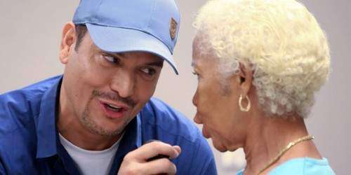 Víctor Manuelle caminará por los pacientes de Alzhéimer