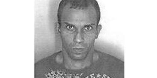 Buscan sujeto que se masturbó frente a víctima en escalamiento