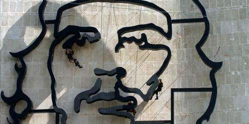 Prohíben usar imagen del Che Guevara en campañas electorales rusas