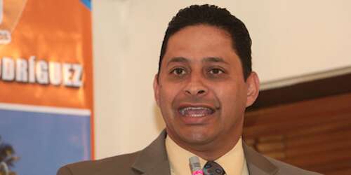 Estatua de Colón no le cuesta a Arecibo, pero ¿y el hotel?