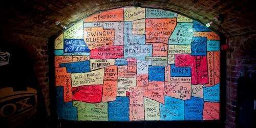 Liverpool alborotado por el 75 cumpleaños de Lennon