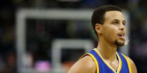 Warriors escriben una página de oro en la historia de la NBA