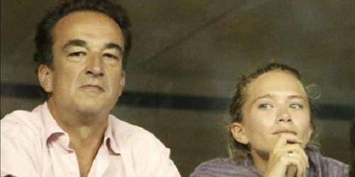 Mary-Kate Olsen se casa rodeada de ‘bandejas y bandejas de cigarrillos’