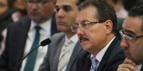 Hacienda: continuar recorte de gastos puede ser contraproducente